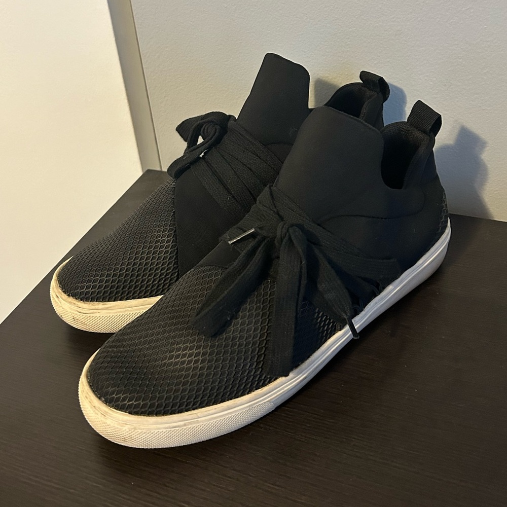 Steve Madden Sneaker